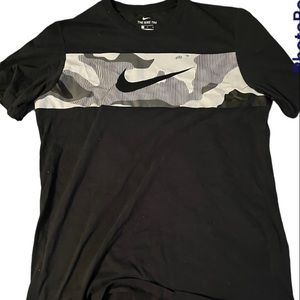 Nike t-shirt